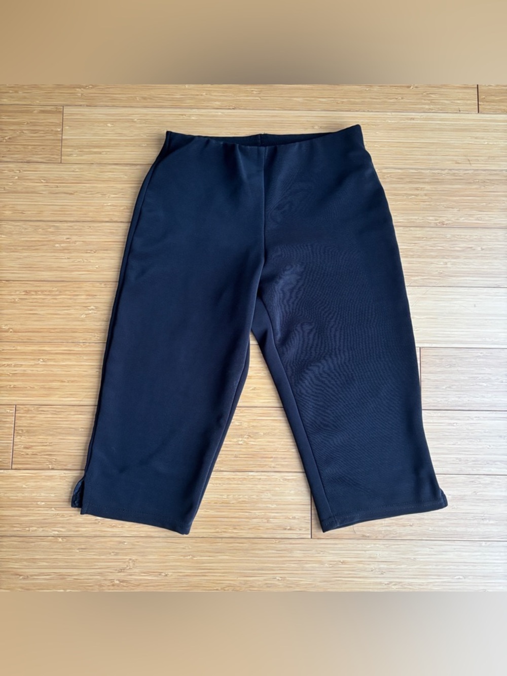 Vintage 90s minimalist black stretchy pedal pushers
